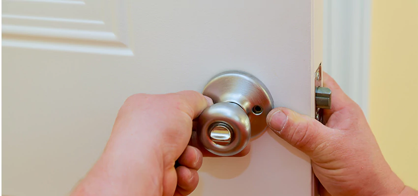 After-hours Locksmith For Lock And Key Installation in Huntington Beach, CA