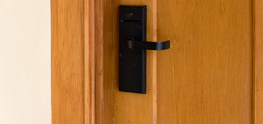 Quick Response Locksmith For Lock Repair in Huntington Beach, California