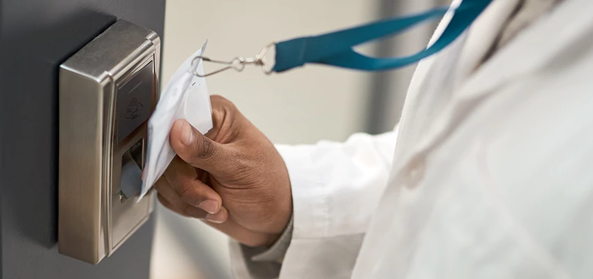 Commercial Locksmith For Rekey in Huntington Beach, CA