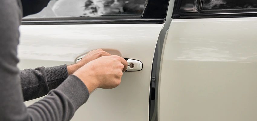 Unlock Car Door Service in Huntington Beach, CA