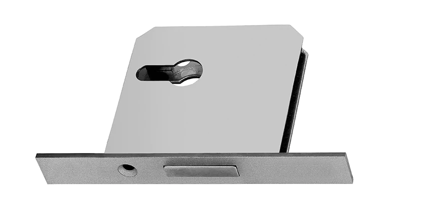 Fix A Deadbolt Door Lock in Huntington Beach, California